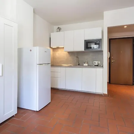 Cute One Bedroom In Outside Ztl *